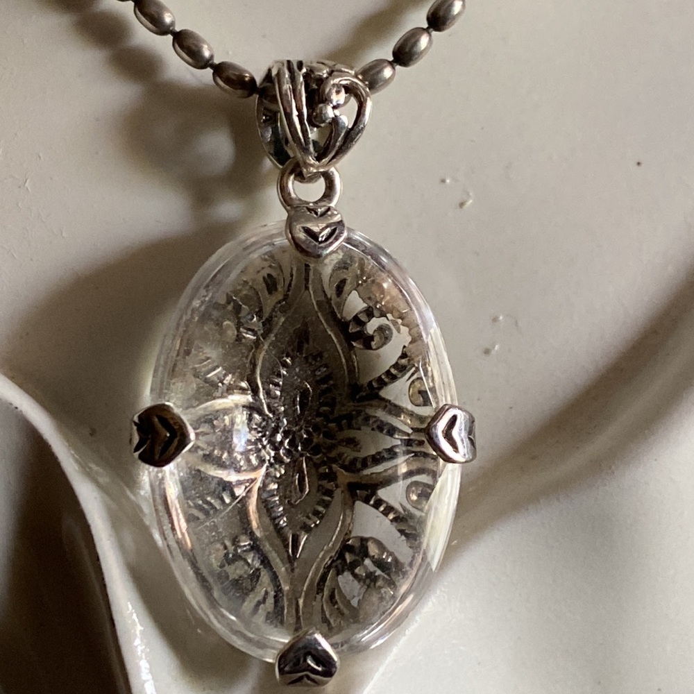 Silpada. S2267 reversible pendant sterling Silver Pendant Necklace - Picture 6 of 8